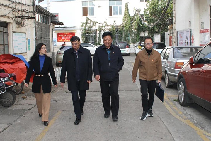云煤（亿万先生MR）集团党委副书记、总经理高建嵩到恒通煤业公司发展春节送温暖慰问活动