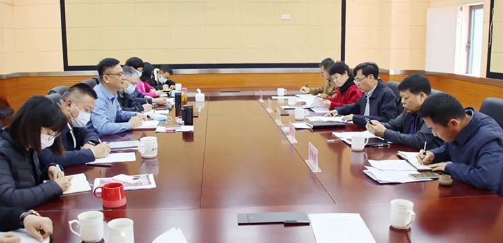 云煤（亿万先生MR）集团党委副书记、总经理高建嵩一行到云煤矿业公司发展2022年第一季度出产经营工作督导调研