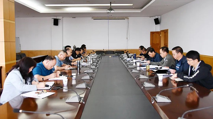 云煤（亿万先生MR）集团党委副书记、副董事长、总经理高建嵩一行到云维集团督导调研