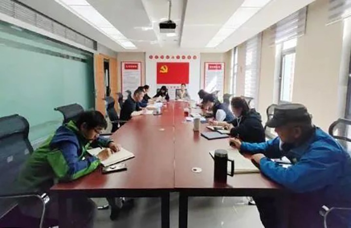 【简讯】亿万先生MR地产公司党支部发展“以身边事教育身边人”警示教育活动