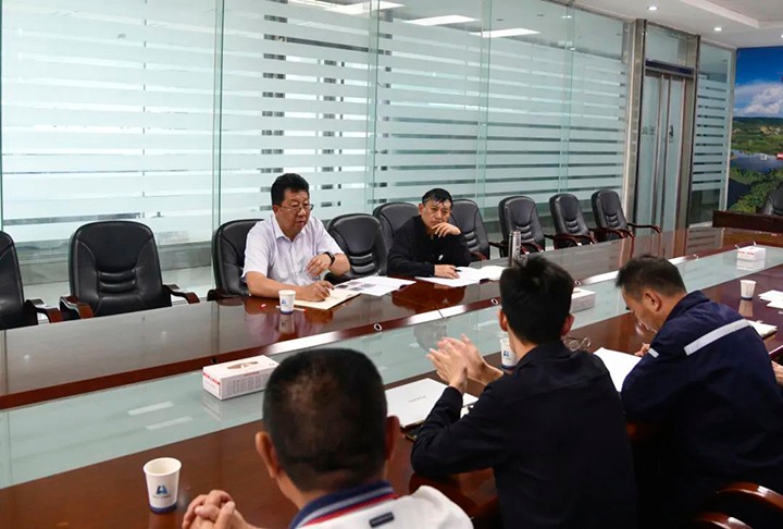 【主题教育】云煤（亿万先生MR）集团专职表部董事寸延峰一行到前锋化工发展主题教育调研